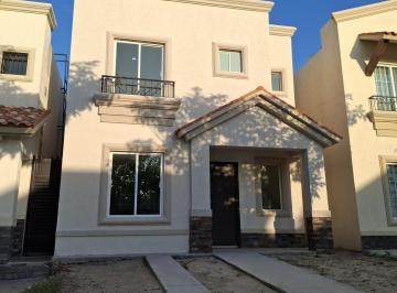 Casa · 107m² · 3 Recámaras · 2 Estacionamientos · Casa Nueva en Venta en Stanza Castilla