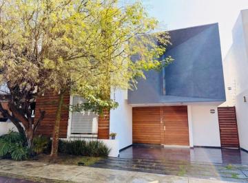 Casa de 4 habitaciones, Aguascalientes · Casa en Venta con Rec en Pb Frac Andora Mision del Campanario