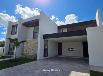 Casa en condominio de 5 habitaciones, Mérida · Se Vende Hermosa Residencia en Nortemerida
