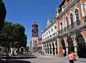 Casa · 313m² · 4 Recámaras · 2 Estacionamientos · Casa en Venta La Barca Jalisco a 2 Cuadras del Centro