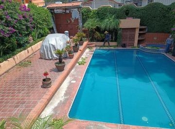 Casa · 400m² · 3 Recámaras · 3 Estacionamientos · Casa - Delicias