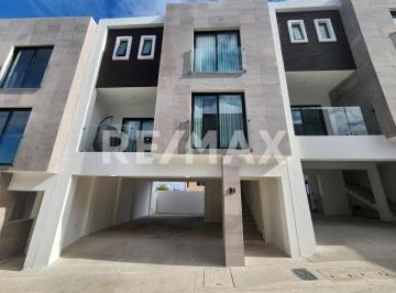 Casa · 194m² · 3 Recámaras · 2 Estacionamientos · Casa en Venta, en Altum Agua Caliente, Tijuana