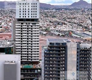 Departamento · 100m² · 2 Recámaras · 1 Estacionamiento · Departamento en Venta 2 Rec. Torre Quorum Distrito Uno