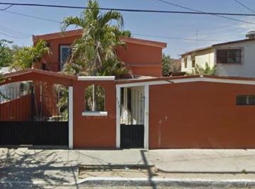 Casa de 4 habitaciones, La Paz · Venta de Casa en Col. Bella Vista, La Paz, Baja California