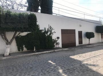 Casa · 106m² · 2 Recámaras · 3 Estacionamientos · Casa - San José El Alto