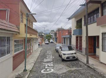 Casa de 3 habitaciones, Xalapa · En El Corazon de Xalapa, Ofertamos Esta Hermosa y Tradicional Casa Familiar. Invierte Hoy