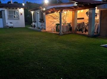 Casa de 3 habitaciones, Tequisquiapan · Oportuinidad. Venta en Condominio Viñedos, Tequisquiapan.