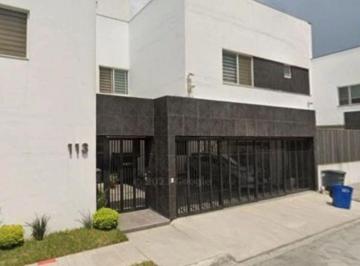 Casa de 3 habitaciones, Monterrey · Venta de Casa en Las Cumbres Monyterrey Nuevo Leon