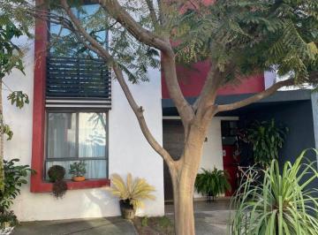 Casa de 3 habitaciones, Tlajomulco de Zúñiga · Renta de Casa en Foresta Santa Anita