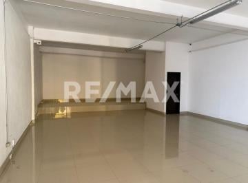 Local comercial · 103m² · 1 Estacionamiento · Local en Renta de 89.3 m², en Plaza Pueblo Amigo, Tijuana