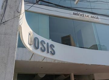 Edificio · 200m² · 8 Estacionamientos · Edificio Comercial Bosques de Las Lomas