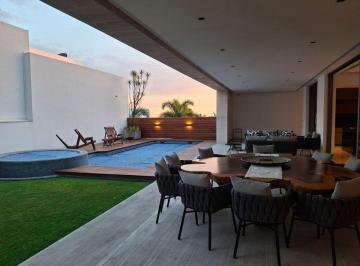 Casa de 4 habitaciones, Cuernavaca · Residencia en Venta en Fracc. Mascareño, Cuernavaca Morelos.