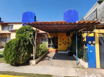 Casa · 65m² · 2 Recámaras · 1 Estacionamiento · Casa Venta 2 Recamaras Centro Xochitepec con Vigilancia