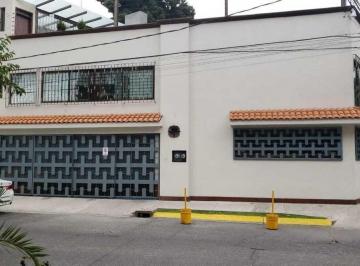 Casa · 511m² · 4 Recámaras · 4 Estacionamientos · Venta de Casa en Echegaray, Naucalpan Edo. Mexico