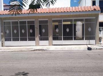 Casa de 2 habitaciones, Mérida · Casa en Venta de 2 Niveles en Gran Santa Fe II
