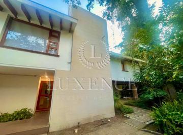 Casa en condominio · 613m² · 3 Recámaras · 5 Estacionamientos · Casa en Condominio en San Jerónimo Lídice en Venta