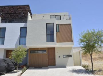 Casa en condominio de 3 habitaciones, Zapopan · Casa en Venta Coto Laurel Bosques Vallarta