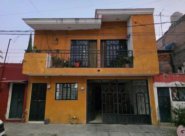 Casa de 5 habitaciones, Guadalajara · Venta de Casa Habitación en La Colonia Atlas, Guadalajara, Jalisco, México.