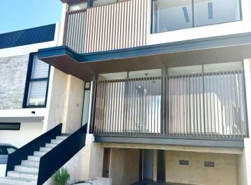 Casa en condominio de 3 habitaciones, Zapopan · Casa con Sótano en Venta en Solares