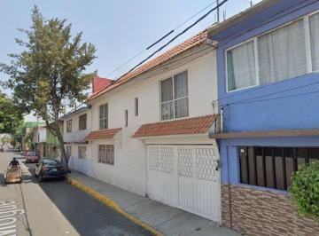 Casa de 4 habitaciones, Iztapalapa · Casa en Venta en Cerro de La Estrella ¡Excelente Oportunidad de Inversiòn Recuperaciòn Hipotecaria!