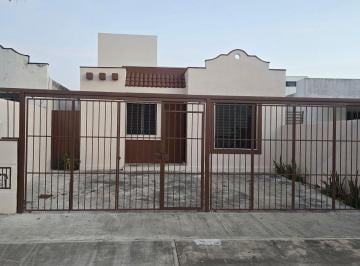Casa de 2 habitaciones, Mérida · Casa en Renta en Mérida
