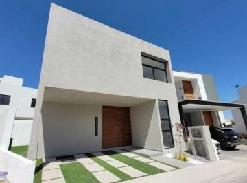 Casa en condominio · 279m² · 3 Recámaras · 2 Estacionamientos · Casa en Condominio en Codominio Zen Life Residencial II