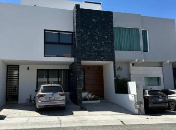 Casa en condominio · 325m² · 3 Recámaras · 3 Estacionamientos · Casa en Venta en Zibatá, El Marqués