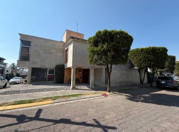 Casa de 5 habitaciones, Coyoacán · Casa en Condominio con Excelente Ubicación, Seguridad 24/7 y Amenidades Completa