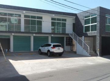Local comercial · 857m² · 2 Estacionamientos · Plaza Comercial en Venta en Lomas de Cortés