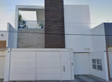 Casa en condominio de 3 habitaciones, Aguascalientes · Hermosa y Amplia Casa con Excelente Ubicacion y Seguridad en Aguascalientes ¡Invierte Hoy