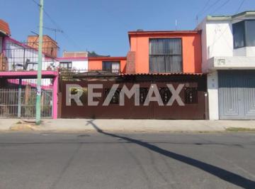 Casa · 170m² · 4 Recámaras · 3 Estacionamientos · Casa en Venta Lomas Estrella - (4)