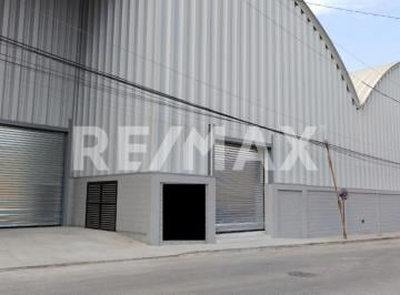 Nave industrial · 1525m² · 5 Estacionamientos · Bodega con Infraestructura Moderna - (4)