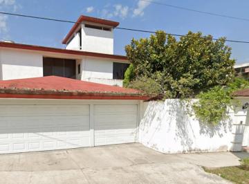 Casa de 4 habitaciones, Victoria · Hermosa y Amplia Casa, en Tamaulipas con Excelente ubicacion¡Gran Gran Oportunidad de Compra.