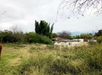 Terreno / Lote · 275m² · 2 Recámaras · 20 Estacionamientos · Terreno en Venta en Los Cristales, Monterrey, N. L.