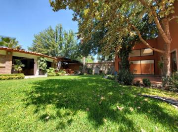 Casa · 1476m² · 5 Recámaras · Casa en Venta Sector Las Huertas Al Norte Saltillo