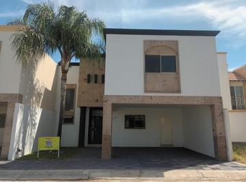Casa · 210m² · 3 Recámaras · 2 Estacionamientos · Casa - en Venta y o Renta Los Viñedos Torreon