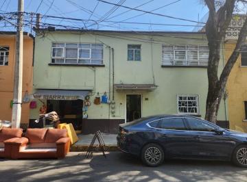 Casa de 7 habitaciones, Azcapotzalco · Azcapotzalco 7 Recs. 4 Baños, 1 Local Cerca Metro. Para Remodelar