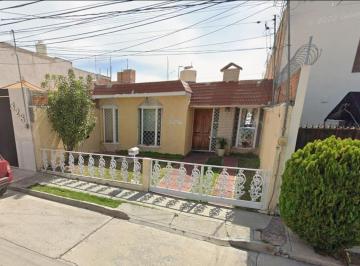 Casa en Venta de 3 habitaciones  · Venta de Casa en Col. El Dorado, Aguascalientes, Aguascalientes