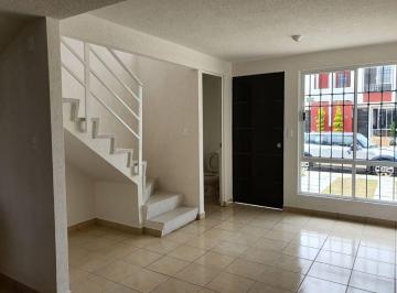 Casa de 2 habitaciones, Toluca · Casa Cercana Al Aeropuerto de Toluca