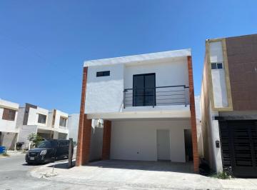 Casa · 175m² · 3 Recámaras · 2 Estacionamientos · Casa en Misión de Las Flores