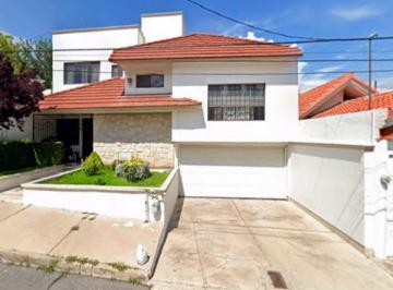 Casa de 4 habitaciones, Chihuahua · Preciosa Casa en Venta, Nebraska, Quintas del Sol, Campestre - Lomas, Chihuahua, Chih.