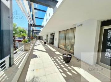 Oficina · 30m² · 1 Recámara · 1 Estacionamiento · Local Comercial en Renta Para Oficina o Despacho