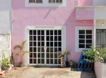 Casa de 3 habitaciones, Benito Juárez · Venta de Casa en Col. Hacienda Real del Caribe, Cancun, Quintana Roo