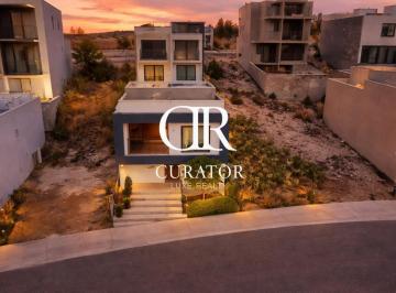 Casa · 200m² · 3 Recámaras · 2 Estacionamientos · Casa en Venta en Nuevo Refugio, Querétaro.