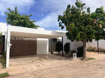 Casa en condominio de 3 habitaciones, Mérida · En Venta Casa de Tres Recamaras en Privada Campocielo