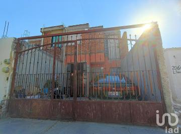Casa · 108m² · 2 Recámaras · 1 Estacionamiento · Venta de Casa en Villas de San Nicolas II, Leon Guanajuato