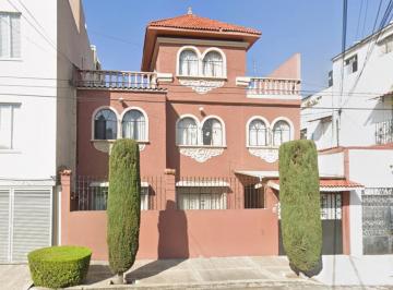 Casa de 4 habitaciones, Benito Juárez · Excelente y Hermosa Casa en Calle Tajín, Vertiz Narvarte, Benito Juárez, Cdmx.