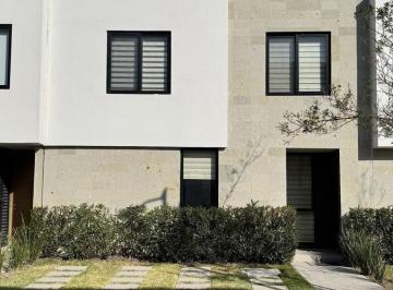 Casa en condominio · 180m² · 3 Recámaras · 2 Estacionamientos · Casa en Venta en Amara, Altos Juriquilla, Queretaro. Gps