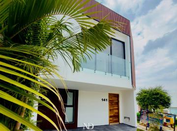Casa de 3 habitaciones, Zapopan · Bella Casa en Venta Coto Sivec Capital Norte Zapopan