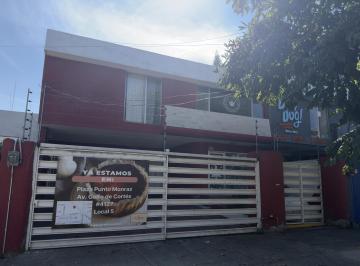 Casa uso de suelo de 5 habitaciones, Guadalajara · Casa en Renta Para Negocio Oficina o Consultorio en Providencia